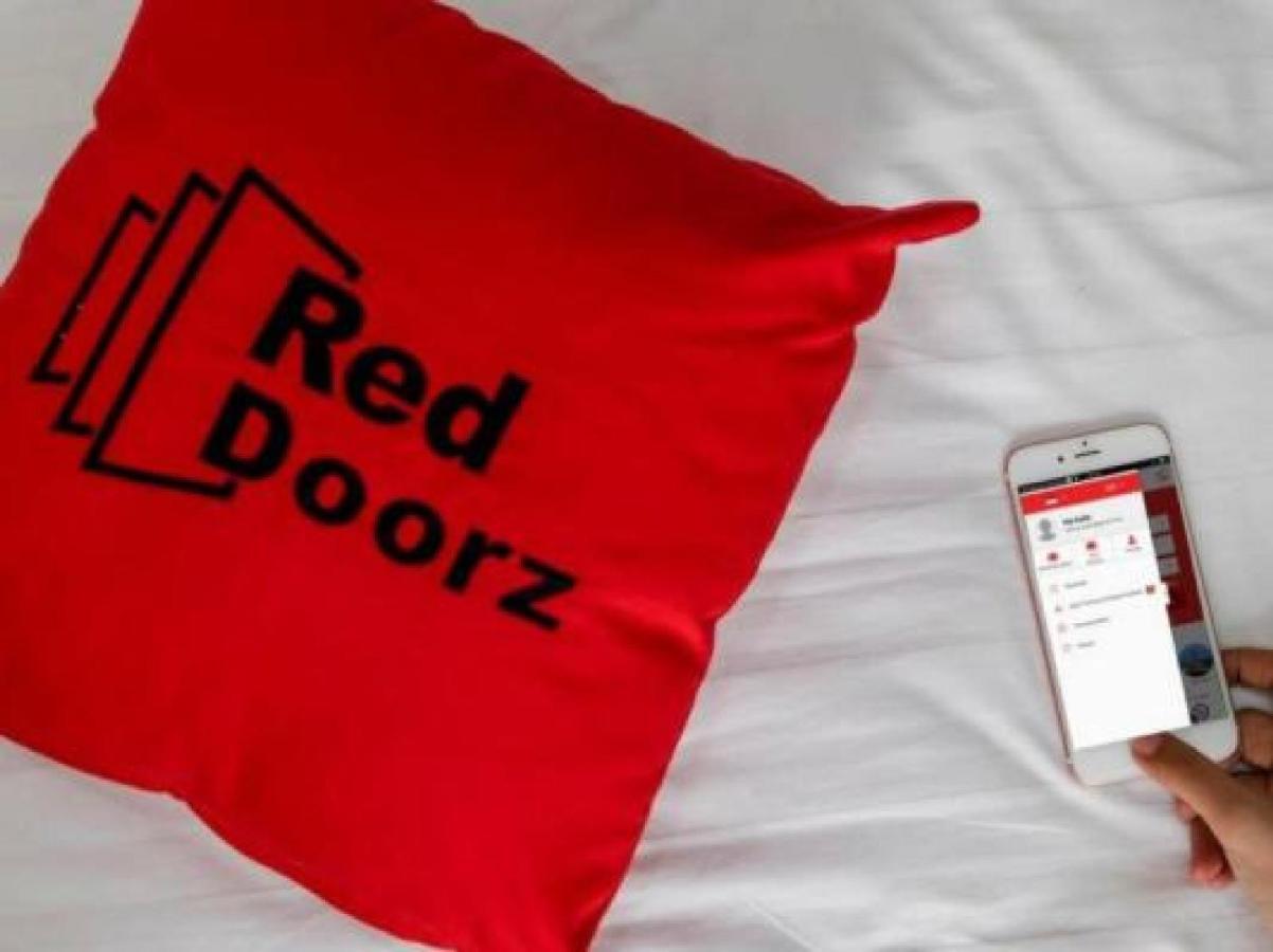 Wisma tamu Reddoorz Near Balekambang Park